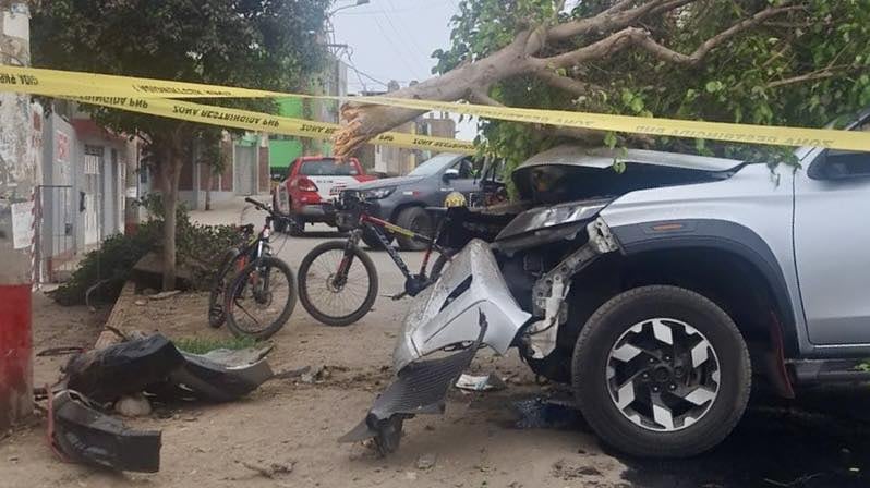 El ataque ocurrió la madrugada del 8 de diciembre en Chuquitanta. La víctima huyó mientras los delincuentes le disparaban y terminó chocando contra un árbol. (Fotos: Ministerio Público - Distrito Fiscal de Lima Norte)