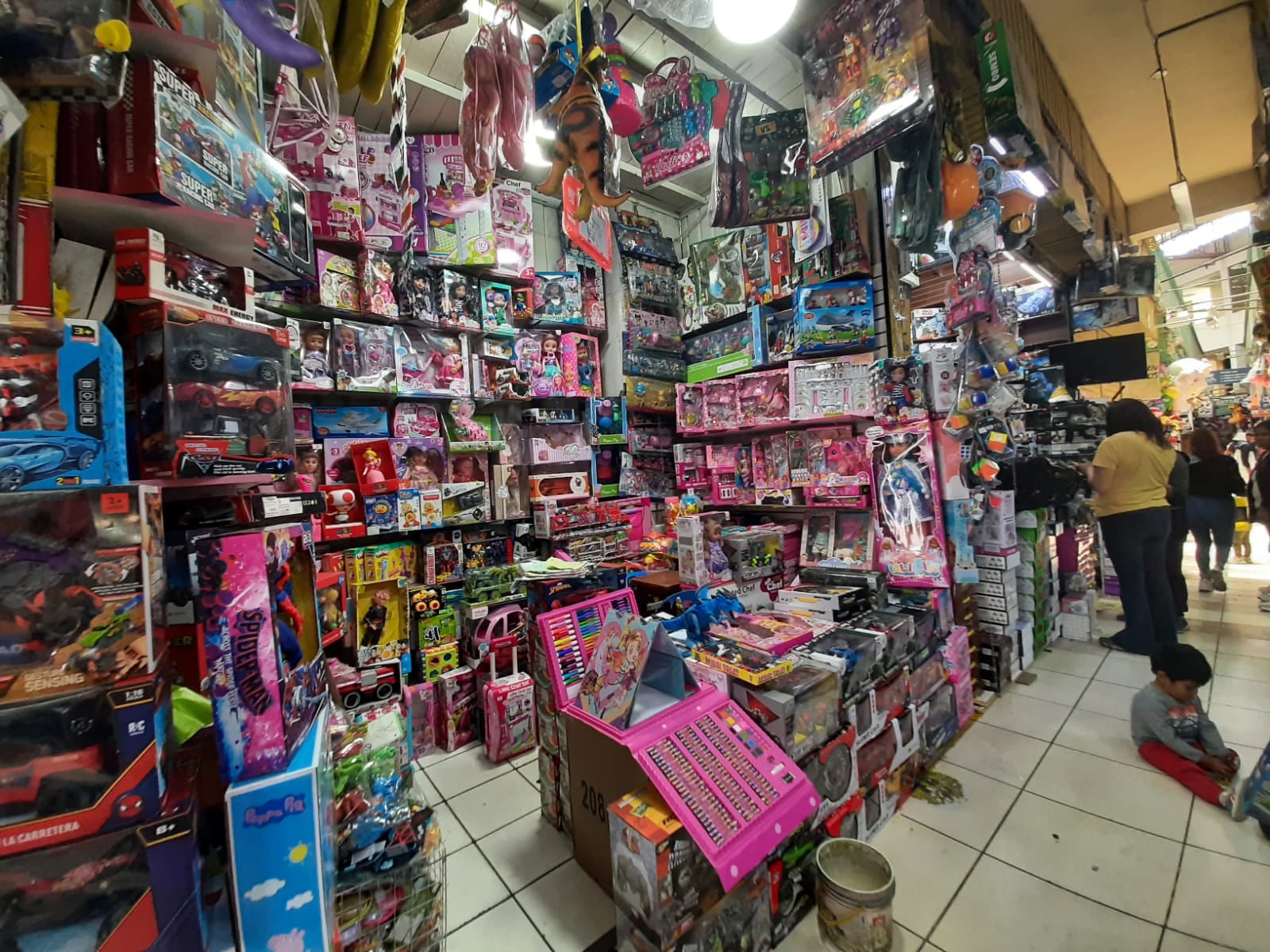 Los comerciantes aseguran que sus precios son competitivos (Foto: GEC)