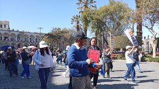 Arequipa: Trabajadores de EsSalud se movilizan para pedir sostenibilidad y autonomía (VIDEO)