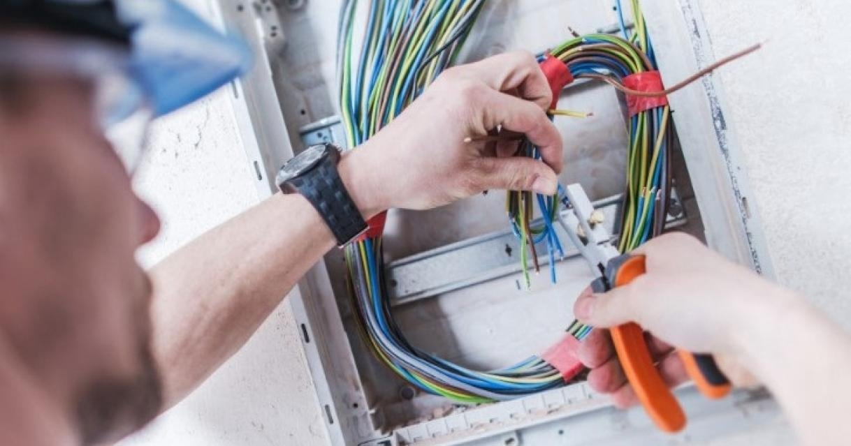 Mucho cuidado con las instalaciones eléctricas al momento de construir. (FOTO: Difusión)