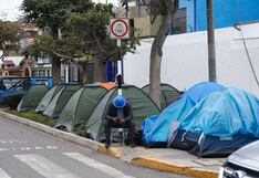 San Borja: Mineros protestan y acampan en los exteriores del Ministerio de Energía y Minas