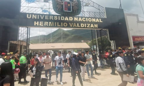 Trabajador enloda el nombre de la universidad