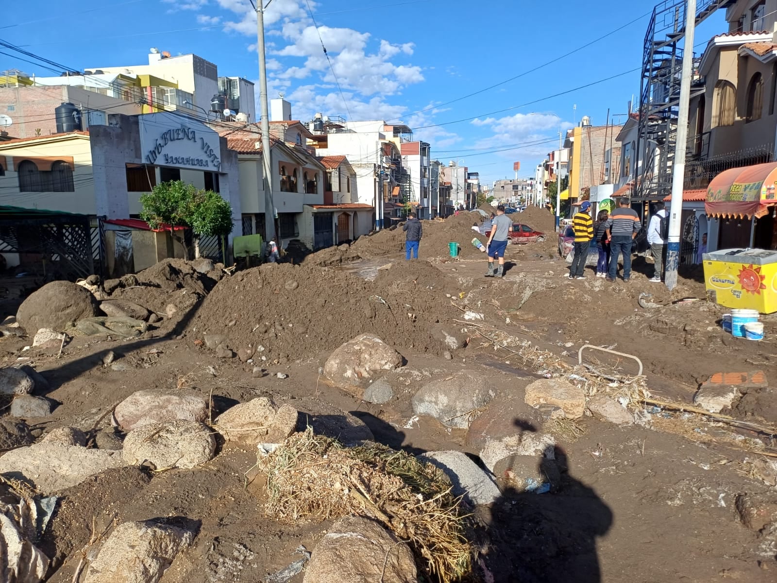 Graves daños en viviendas y vías del distrito de Yanahuara tras intensas lluvias en Arequipa. (Foto: Guillermo Mamani/@photo.gec)