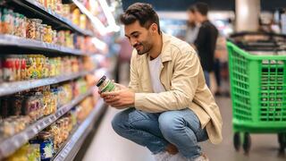 ¿Cómo leer etiquetas nutricionales y tomar decisiones saludables al comprar alimentos?