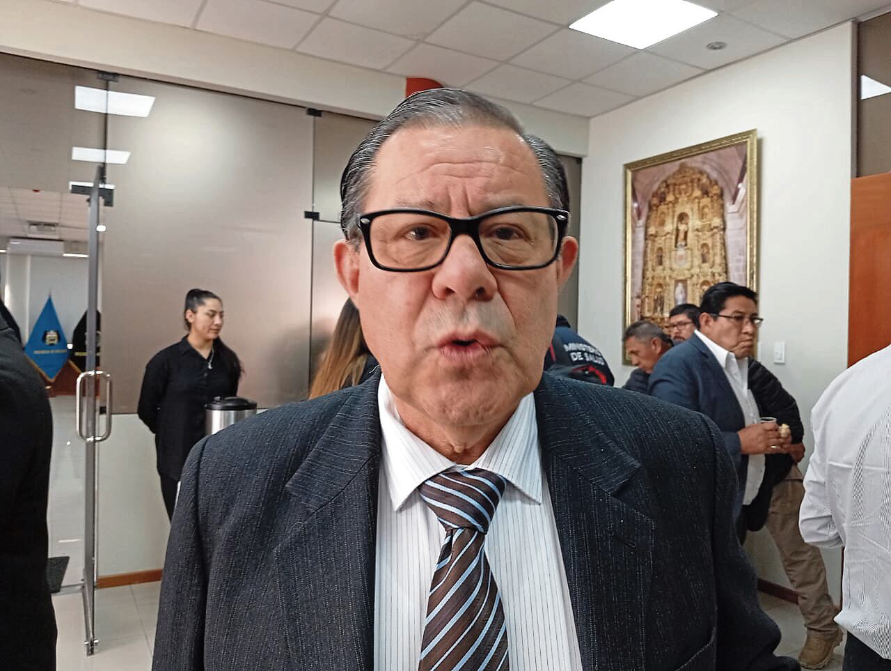 Viceministro de Prestaciones y Aseguramiento en Salud, Herberth Cuba, participó ayer en una sesión descentralizada. Foto: GEC.