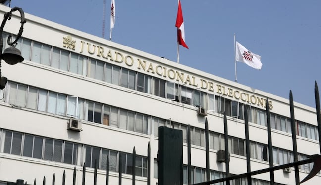 Las organizaciones políticas avanzan con el registro de sus fórmulas mediante trámites virtuales y presenciales, dentro del plazo fijado por el cronograma electoral. (Foto: Andina)