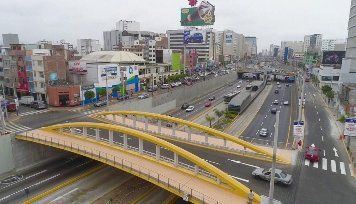 Exigen medidas urgentes a las autoridades para mejorar seguridad en puente Leoncio Prado. (Foto: Municipalidad de Lima)