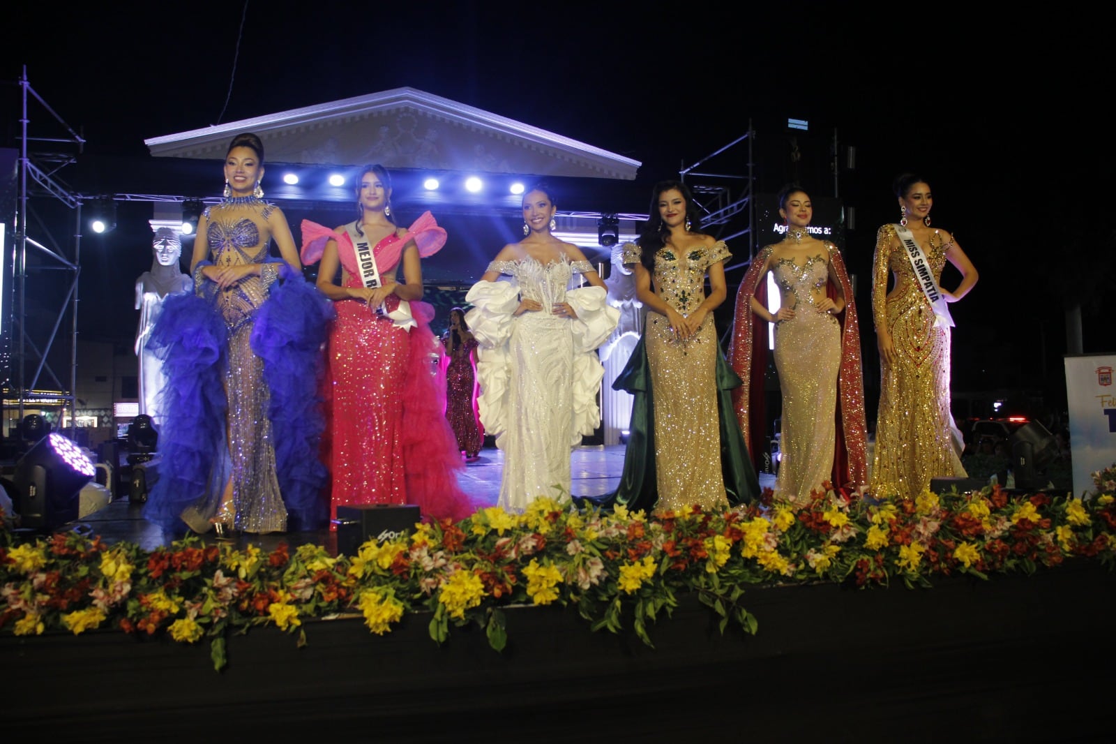 Jóvenes de distintos distritos participaron en evento municipal.