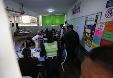 Intervienen a tres miembros de mesa por presuntas irregularidades en centro de votación de Los Olivos (FOTOS)