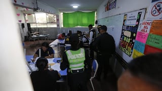 Intervienen a tres miembros de mesa por presuntas irregularidades en centro de votación de Los Olivos (FOTOS)