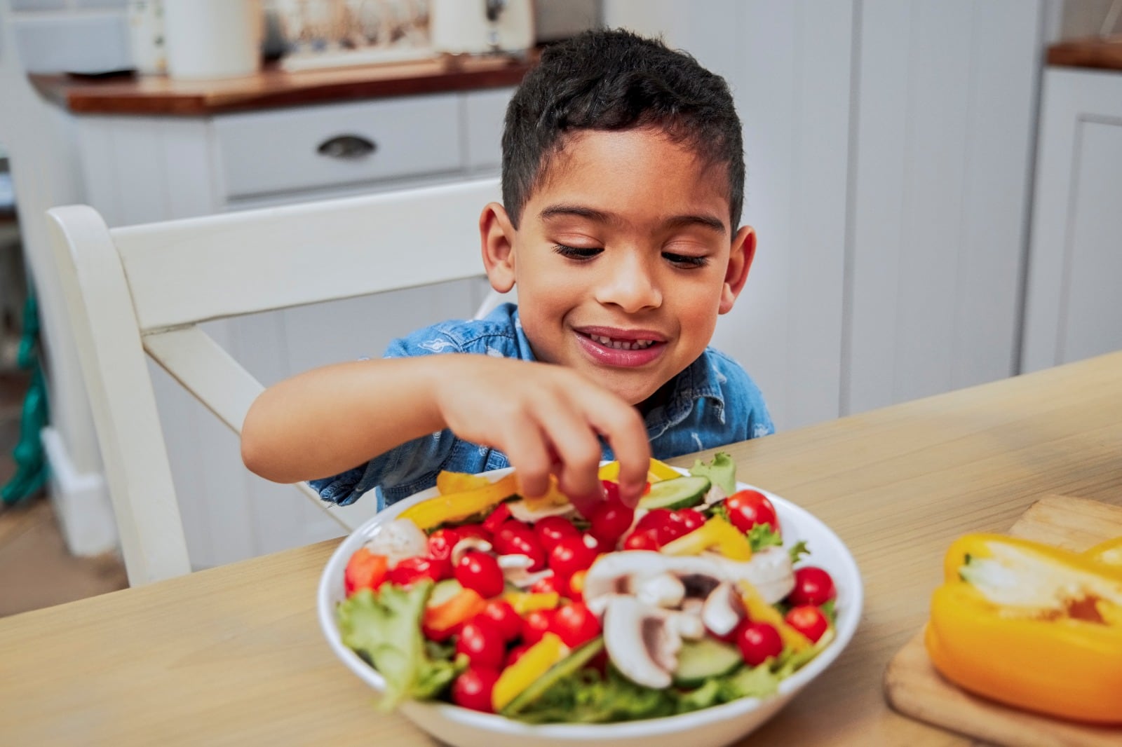 La falta de hierro durante los primeros años puede comprometer el desarrollo cerebral y afectar el aprendizaje. Especialistas destacan la importancia del diagnóstico temprano, tratamiento y prevención nutricional.
