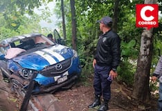 Perené: Vehículo se despista en peligrosa curva y deja dos heridos