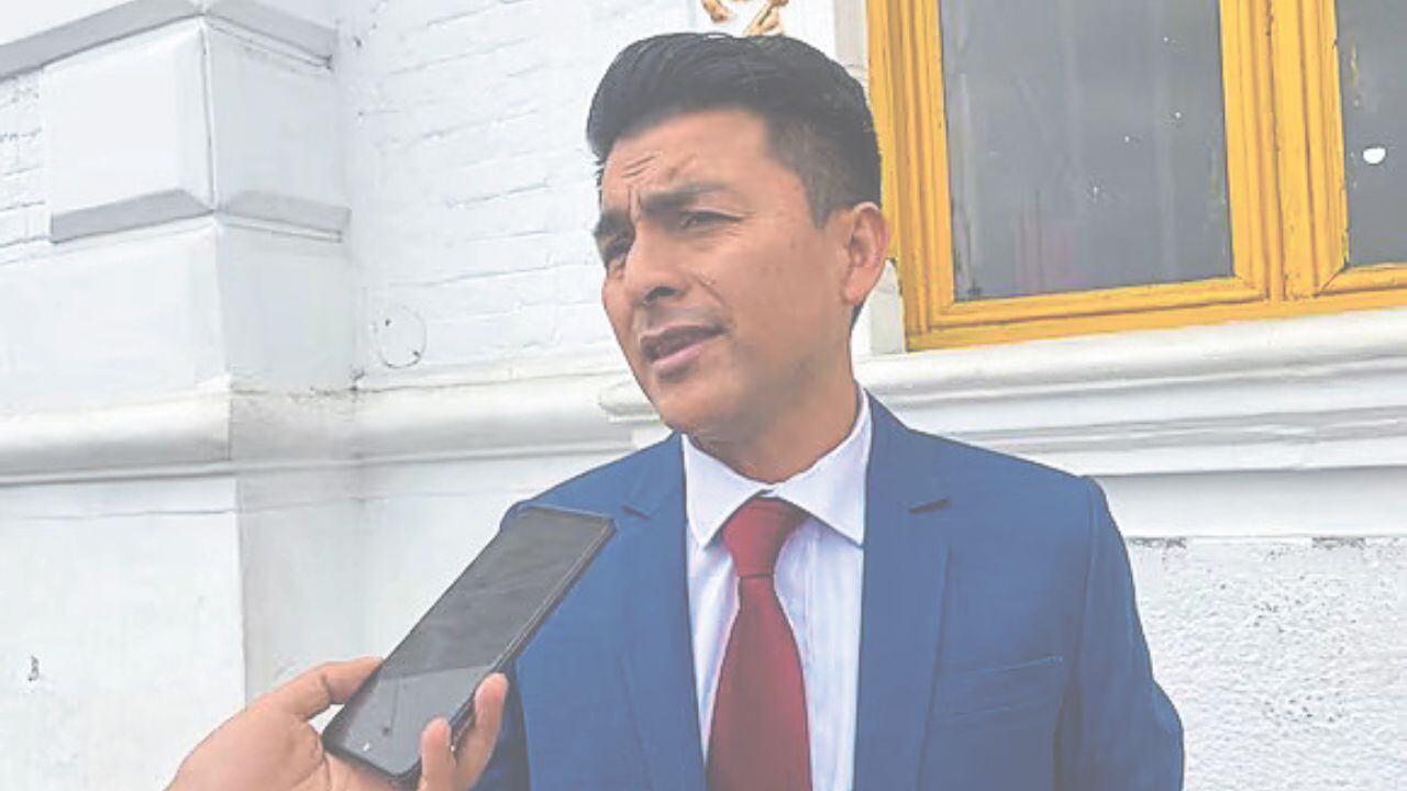 Sergio Vílchez, primera autoridad del distrito de Laredo, sostiene que los delincuentes ahora contactaron a su chofer. Divincri indagará en el caso.