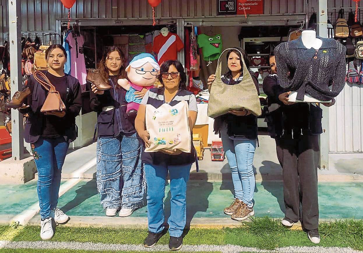 Los productos que elaboran son vendidos en el bazar del INPE