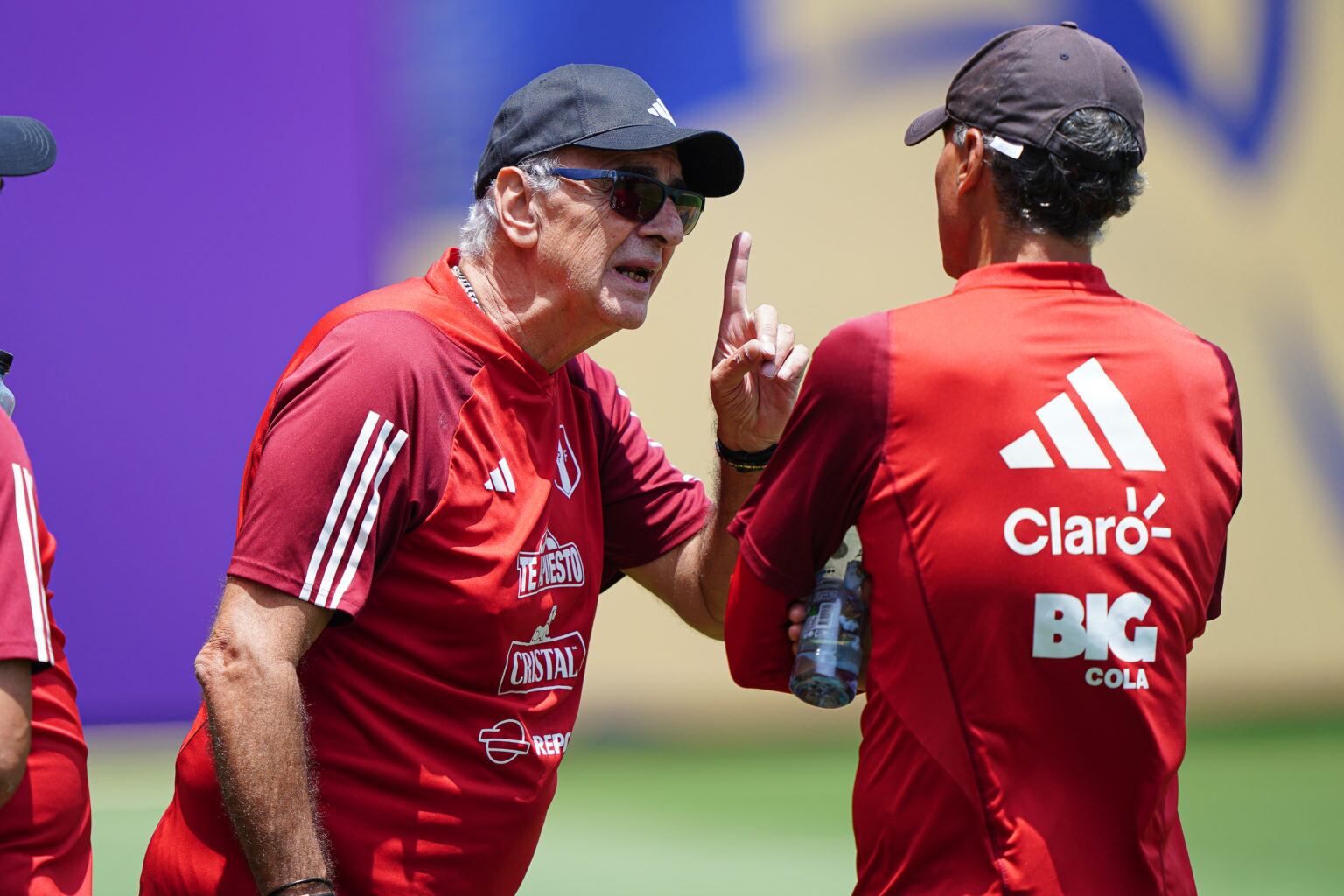 Jorge Fossati visitó entrenamiento de los seleccionados SUB-23.