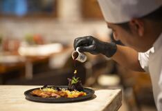 Cusqueño y japonesa manejan restaurante, rescatan perros y dan apoyo a niños en Cusco (FOTOS)