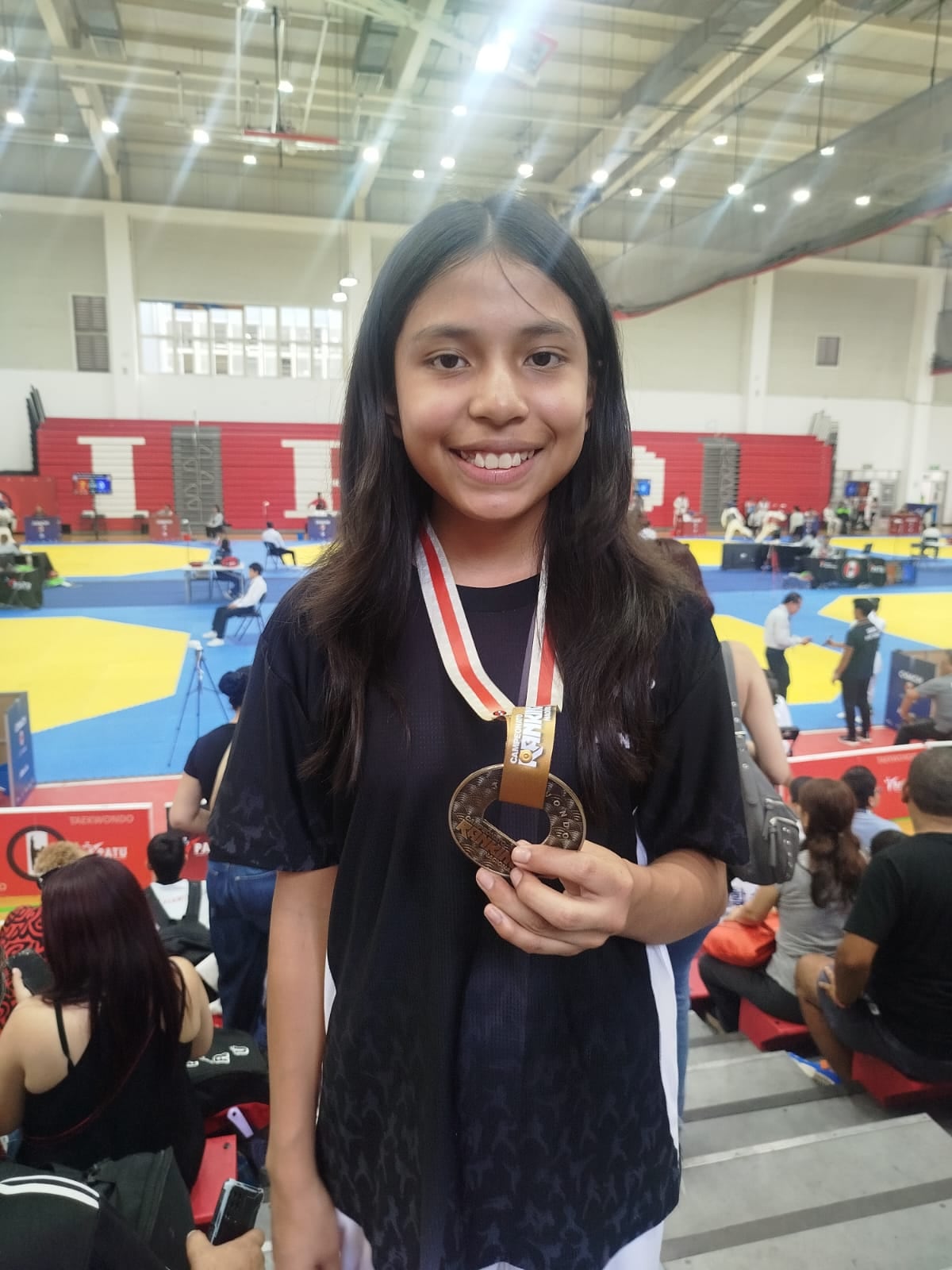 Arequipeña Samantha Perea se cuelga el oro en el Campeonato Nacional de Taekwondo. Foto: GEC.