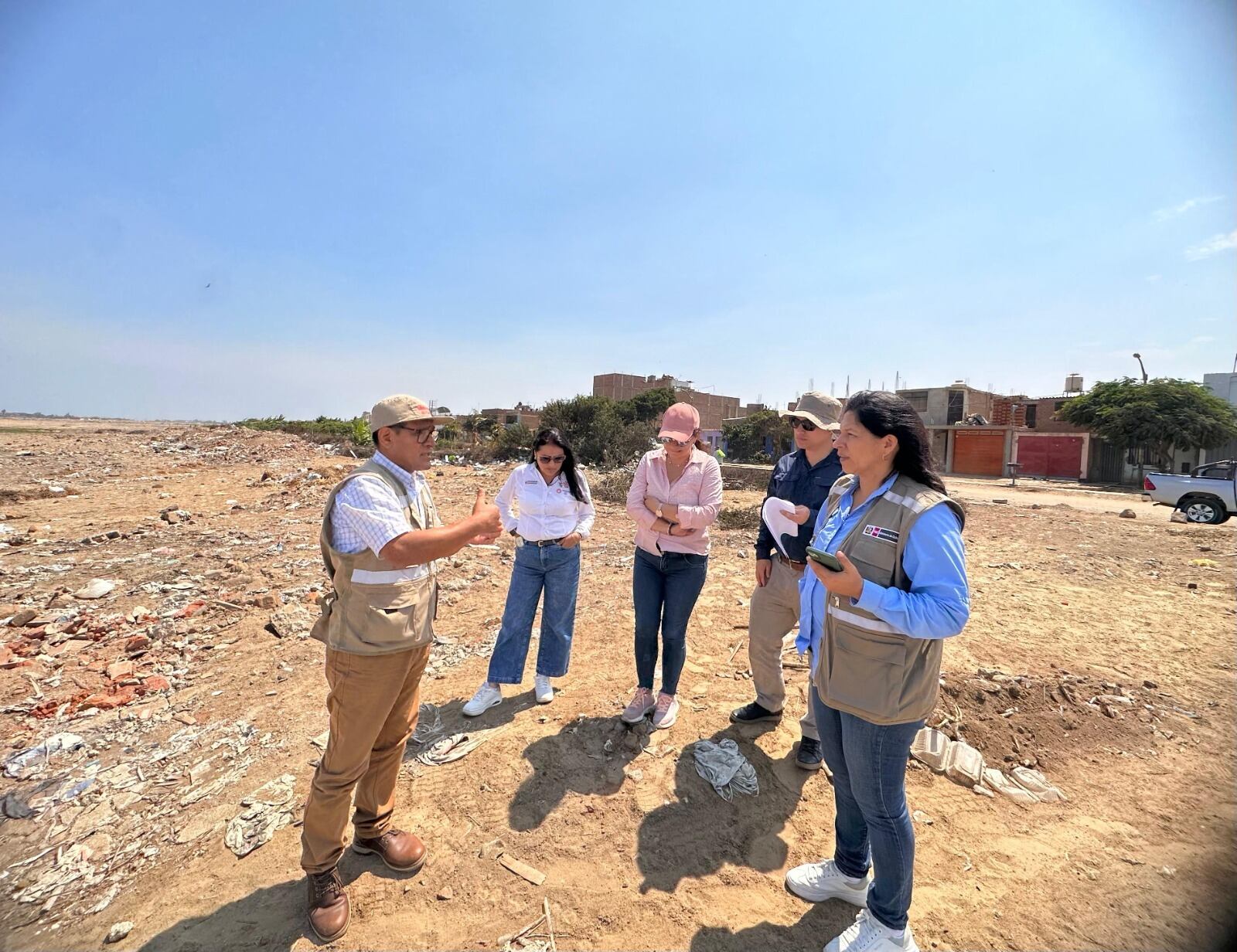 Se busca cuidar y conservar el patrimonio cultural ubicado en Trujillo. Para ello, equipo técnico recorrió los límites de la poligonal intangible del complejo arqueológico.