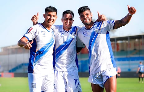 Liga 1: Los “churres” se tomaron tres chelas en el horno de Sullana