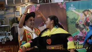 Buscan rescatar el huaylarsh autóctono en concurso de El Tambo