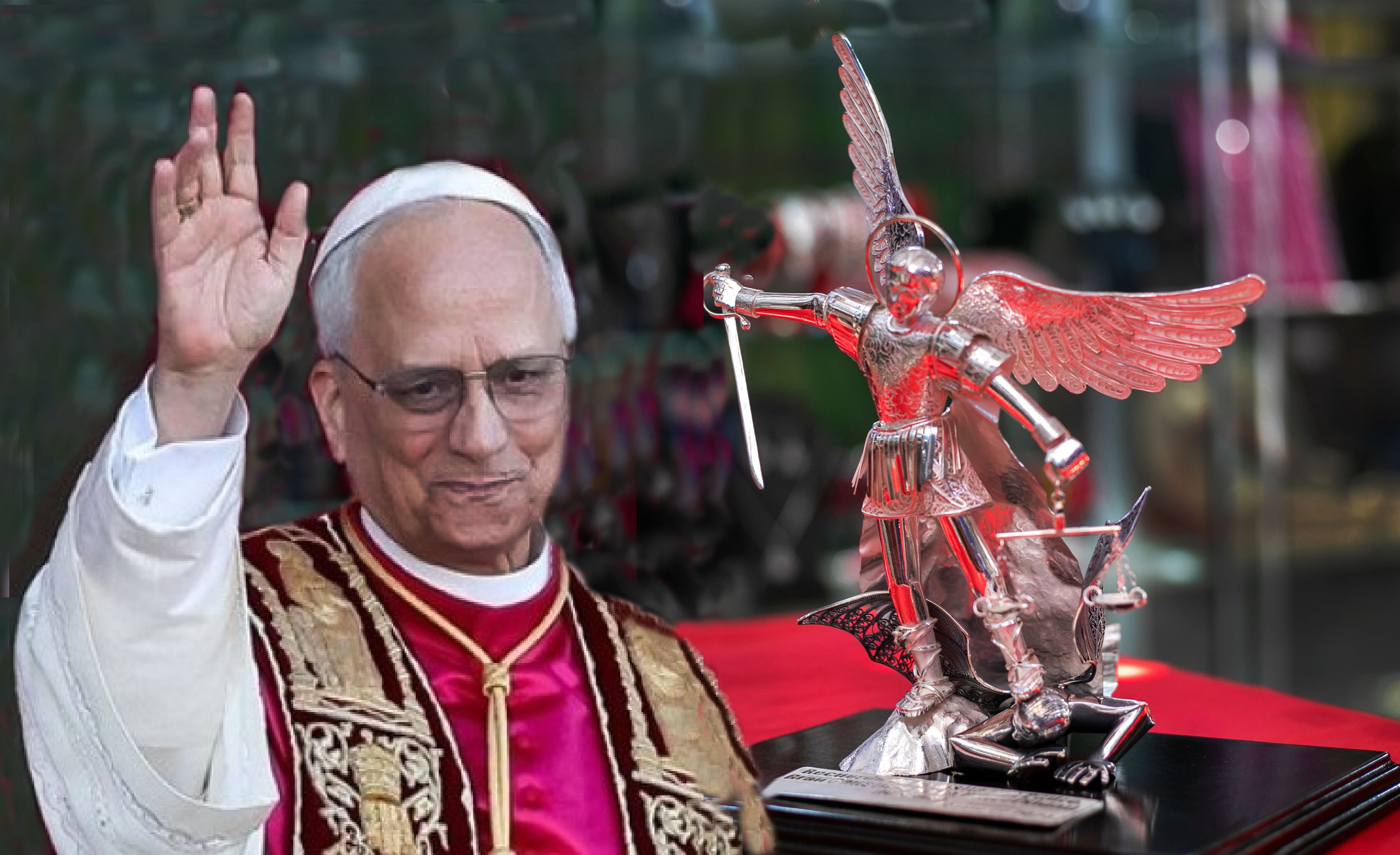 Orfebre Jesús Sullón, quien confeccionó el regalo para el papa León XIV-