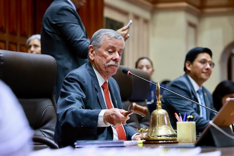 Fernando Rospigliosi rechaza acción legal para excluir votos de peruanos en el exterior