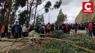 Huancavelica: Estudiantes de la UNAT radicalizan huelga indefinida con bloqueos en Pampas