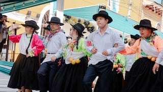 Huánuco celebra su 487° aniversario con un gran desfile folklórico