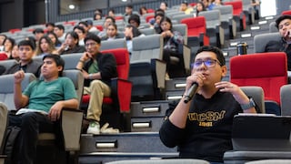 Universitarios arequipeños debaten sobre inversión y conflictos sociales