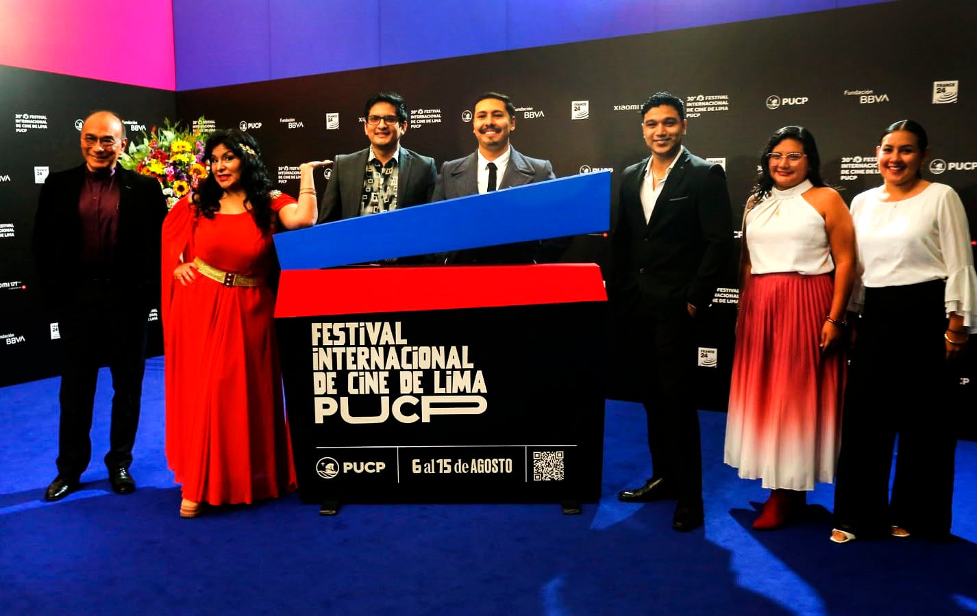 Recibe premio por la “Mejor Dirección“ en el Festival de Cine de Lima PUCP.
