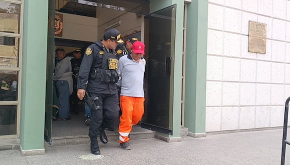 Obrero fue detenido por los efectivos de la Policía Nacional. Foto: Pedro Torres.