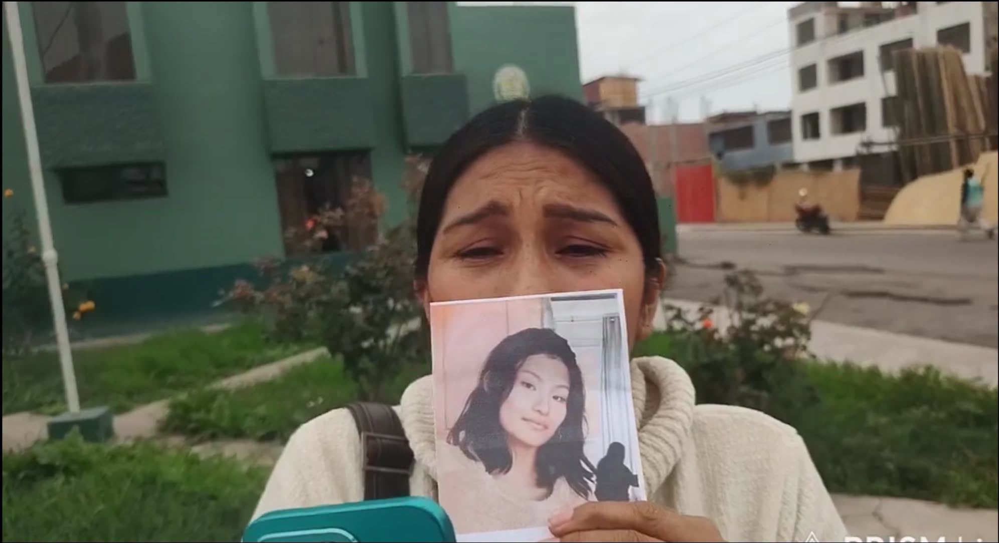 Docente busca a su hija adolescente desaparecida desde la madrugada del domingo en Camaná