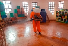 Municipalidades fumigan colegios para iniciar el año escolar 2026