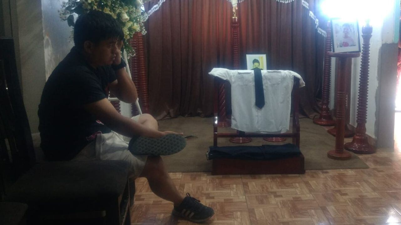 Sus restos son velados en su domicilio en Florencia de Mora.