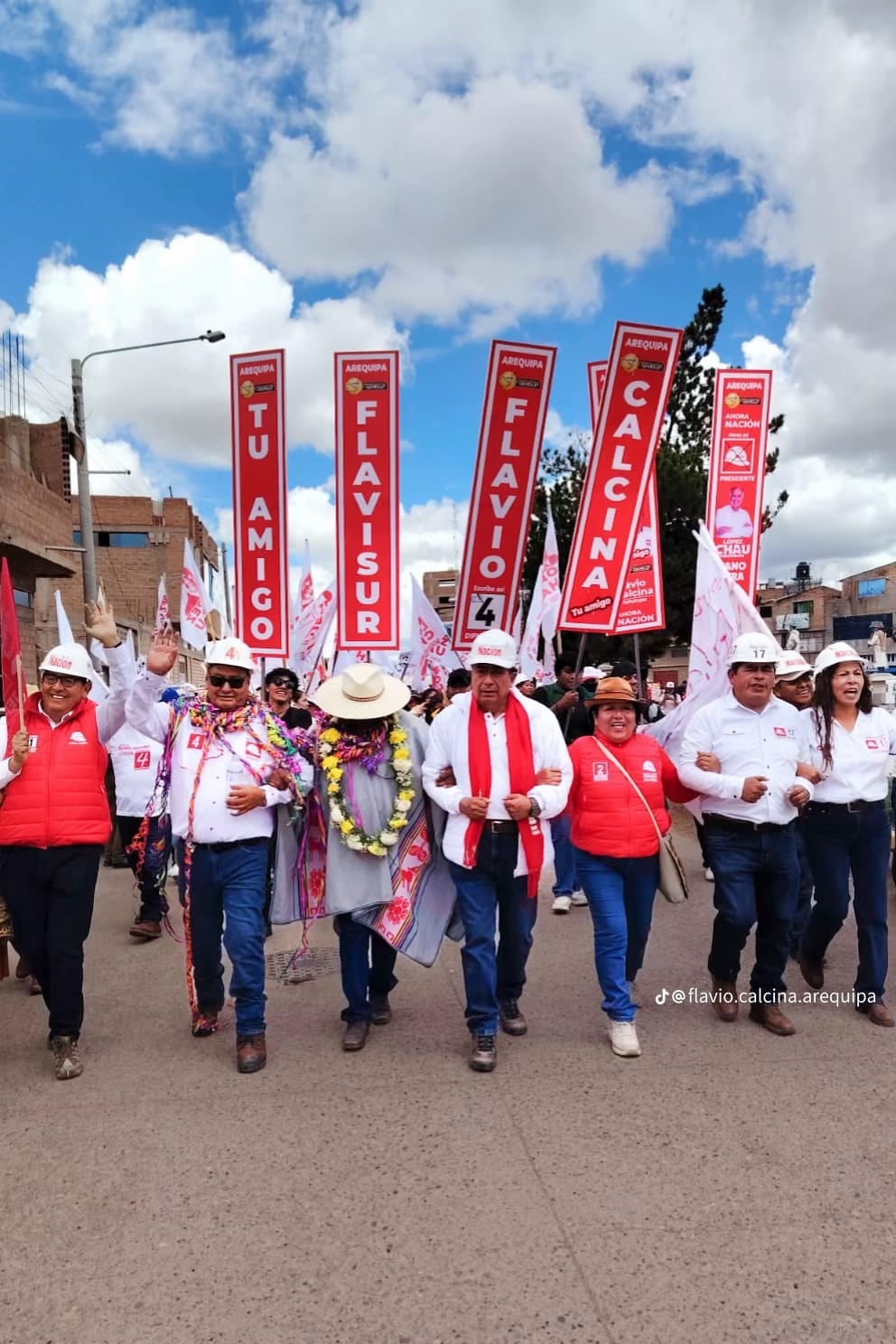 Alcalde de Majes en actividad política de Alfonso López Chau, en Puno. Foto: Flavio Clacina, candidato.