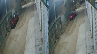 Trujillo: Delincuentes hurtan moto carguera de exteriores de una vivienda (VIDEO)