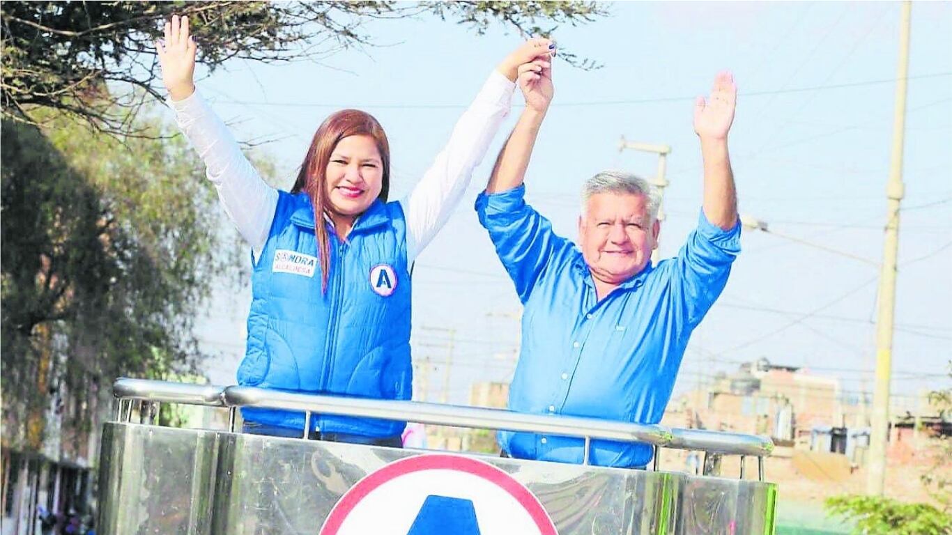Sandra Terrones trabaja con la apepista Magaly Ruiz en el Congreso. Se fue tras la afiliación de su exrival político, Wilmer Sánchez.