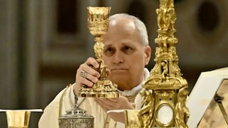 El papa León XIV encabeza su primer viacrucis con mensajes sobre guerra y abusos de poder