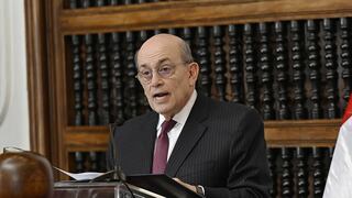 De Zela: Hay 5 mil peruanos en la zona del conflicto