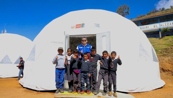 Debido a su antigüedad, local escolar habría sufrido el colapso de 6 aulas, representando un riesgo para los alumnos.