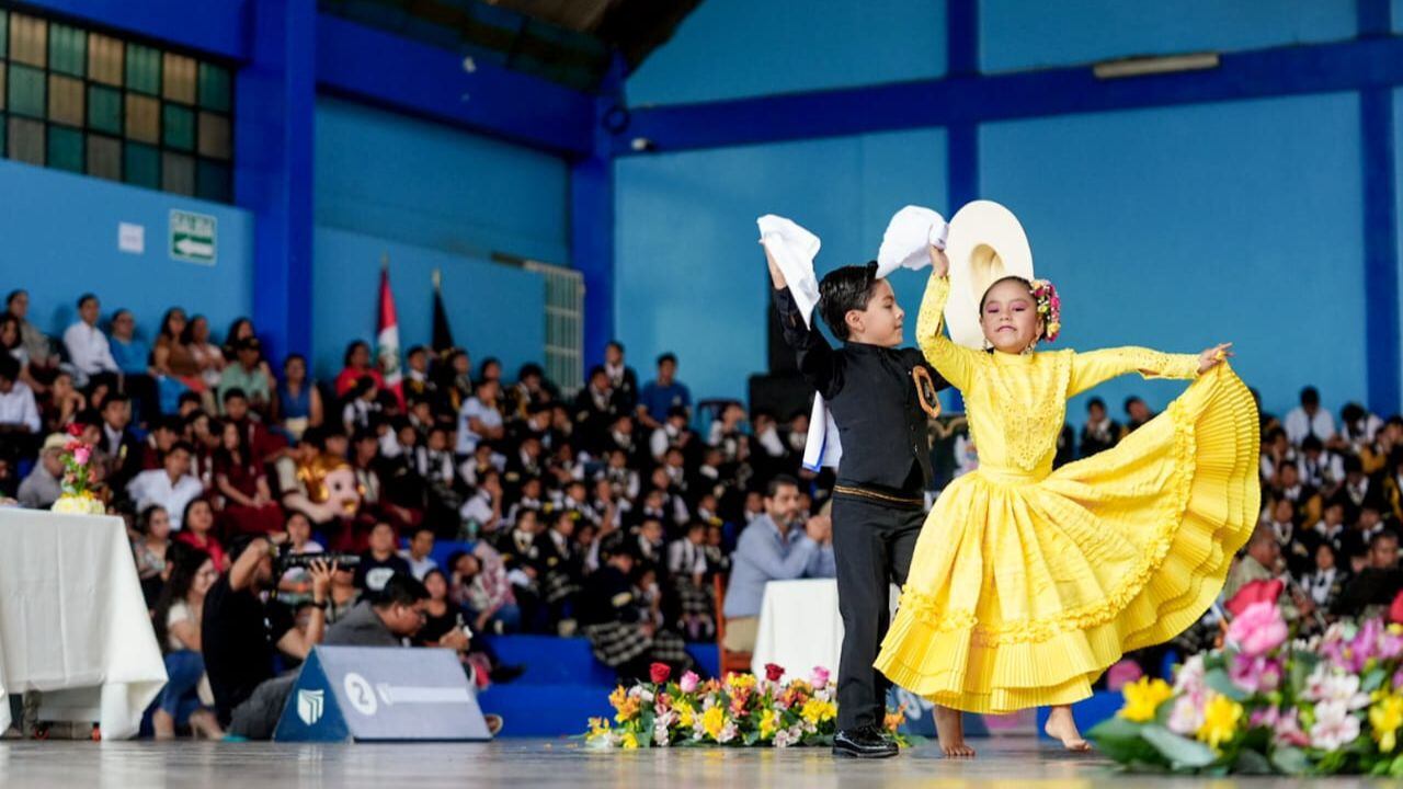 Reconocida compositora gana el premio.