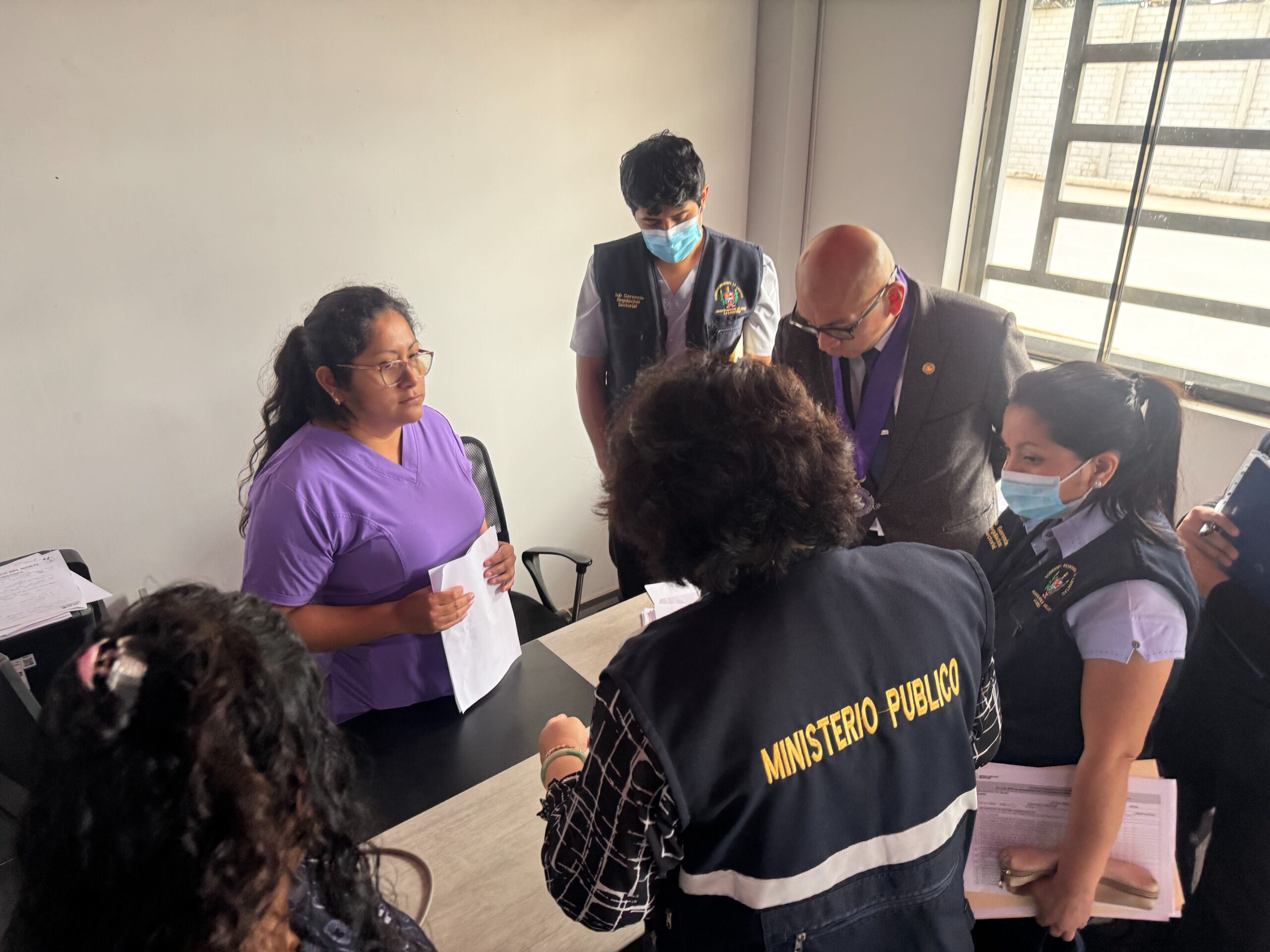 Autoridades dispusieron el cierre temporal del Policlínico del Norte, donde se expedían documentos sin la debida justificación médica ni el respaldo de especialistas.