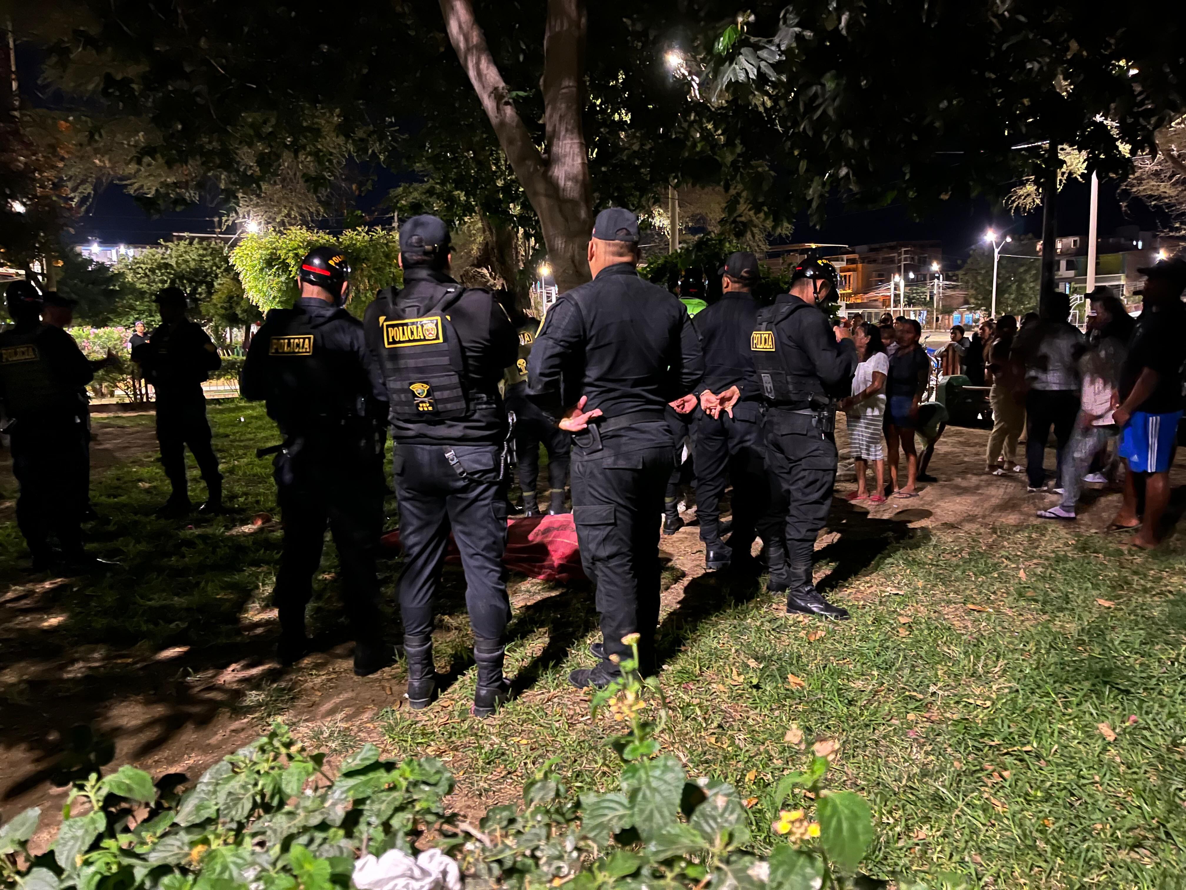 El sicario que llegó en una motocicleta, ultimó a tiros al menor, que trató de fugar corriendo por la zona. La Policía investiga un presunto ajuste de cuentas