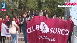 Surco: Deportistas protestan por cierre de academia de natación