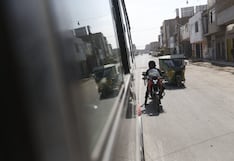 Villa María del Triunfo: Policía motorizado terminó herido tras chocar violentamente contra mototaxi
