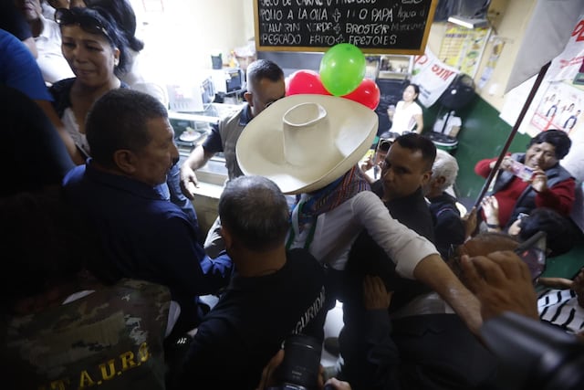 Roberto Sánchez en San Juan de Miraflores (Fotos: Jesús Saucedo/GEC)