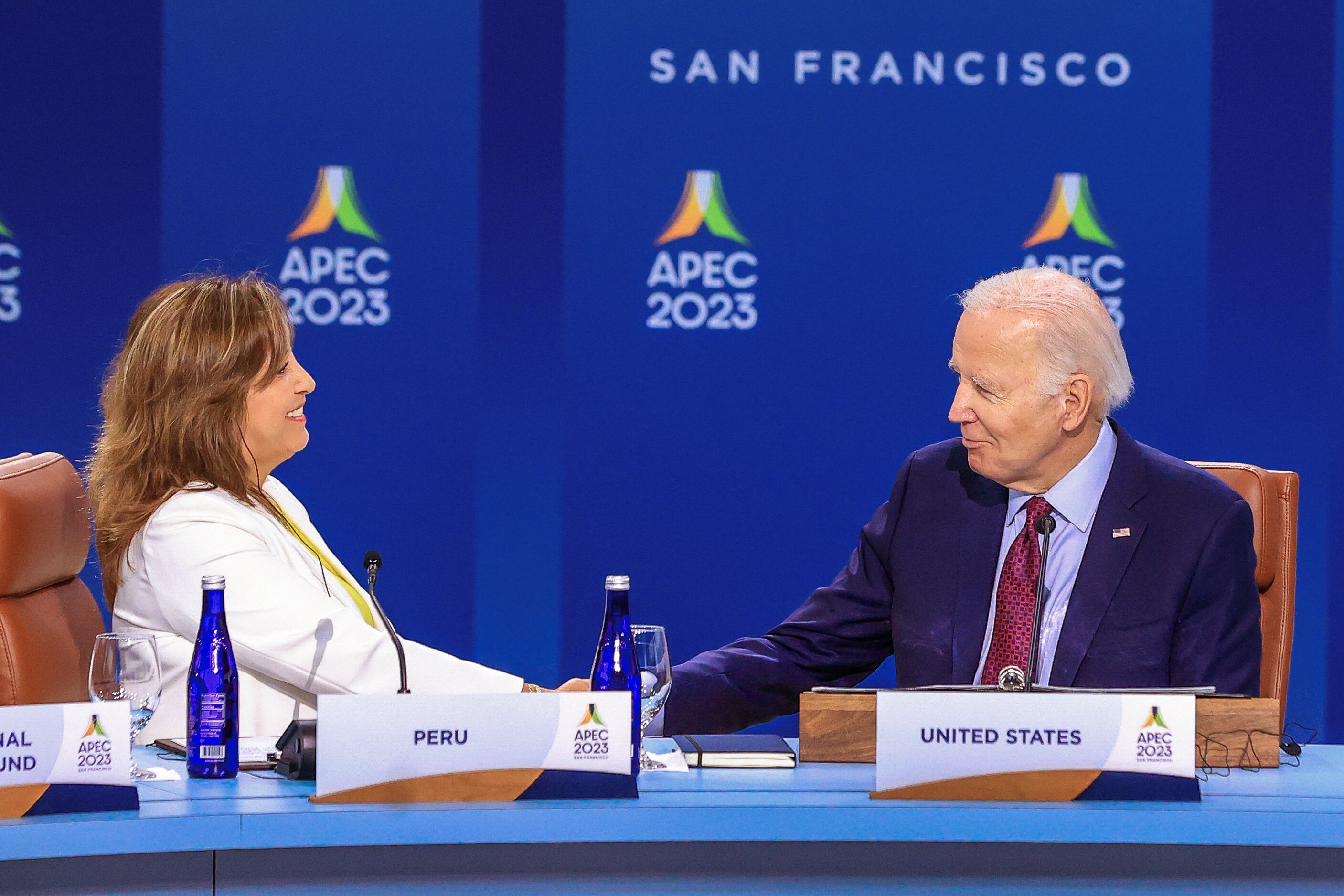 La presidenta de la República, Dina Boluarte, participó del retiro de Líderes Económicos de APEC y la transferencia de la presidencia de APEC de Estados Unidos a Perú. (Foto: Presidencia)