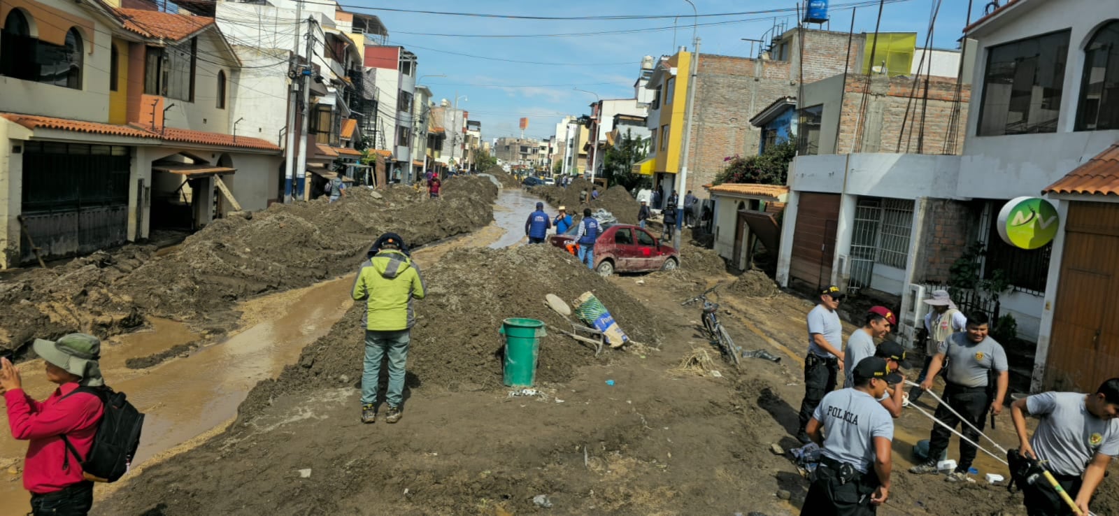 Lluvias dejaron graves daños en la urbanización Buena Vista, en Yanahuara. (Foto: Omar Cruz/@photo.gec)