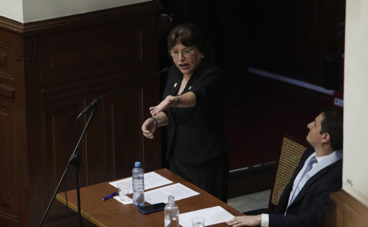 El pleno del Congreso no alcanzó los 68 votos requeridos para aprobar el informe que inhabilita a la suspendida fiscal suprema Delia Espinoza para ocupar cargos públicos por 10 años | Foto: Hugo Pérez / @photo.gec
