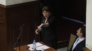 Delia Espinoza pide al JNE que excluya a Rospigliosi